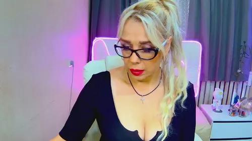 Photos of katrinacharm from Cherry is Freechat