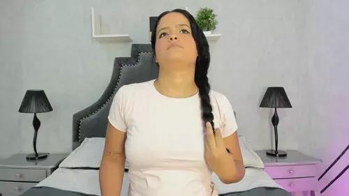 Photos of kellymillian from Cherry is Freechat