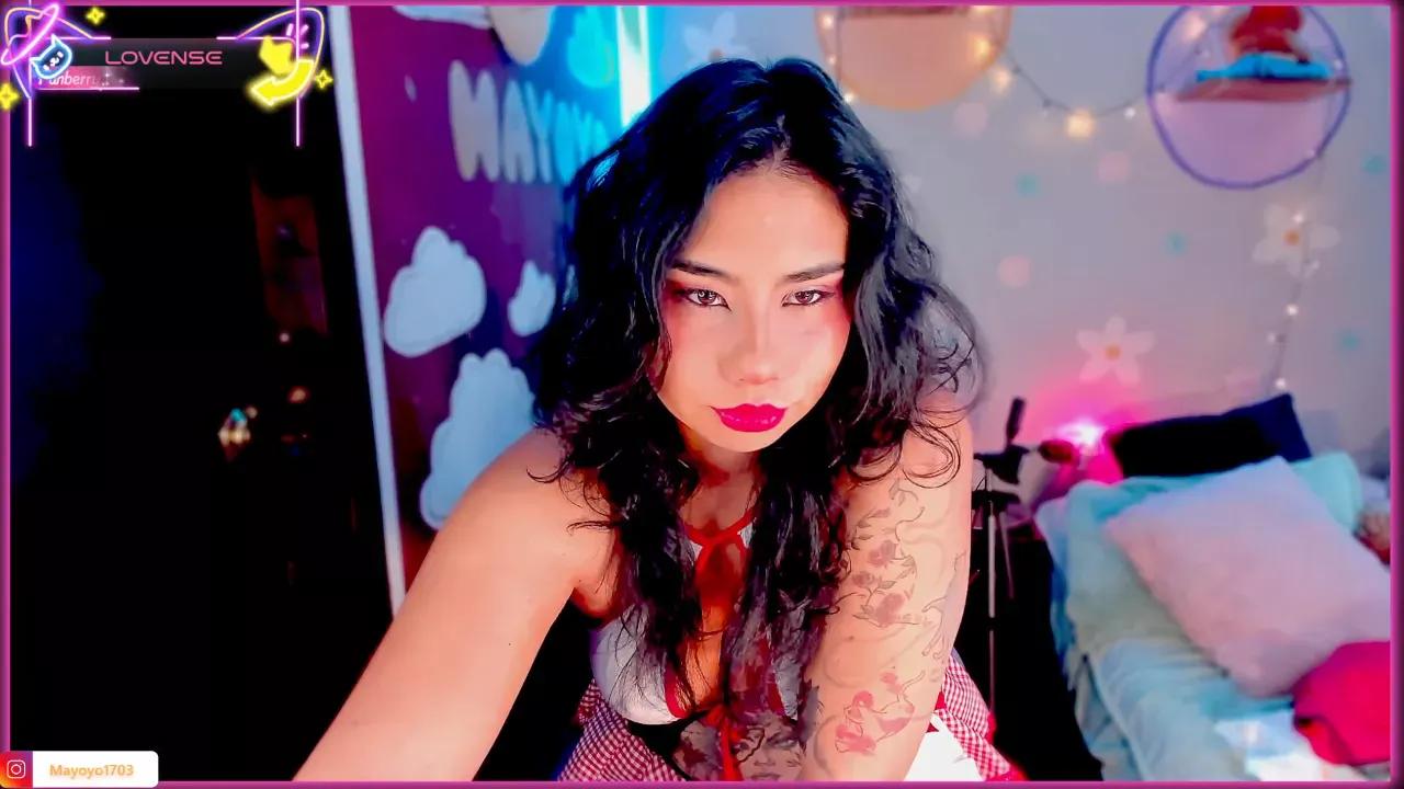 kikicavill from Cherry