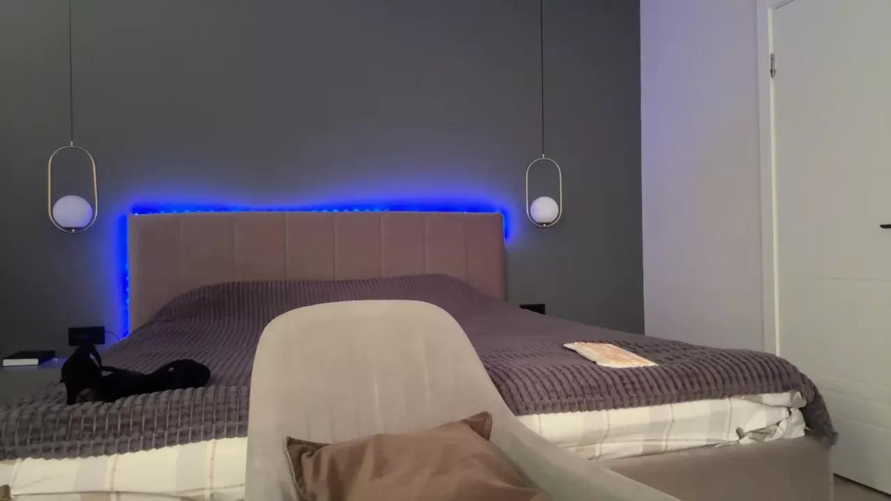 kristysh1ne from Cherry is Freechat