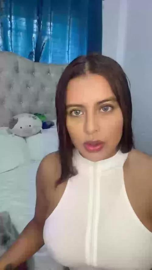 Ktalina333 webcams show profile image 