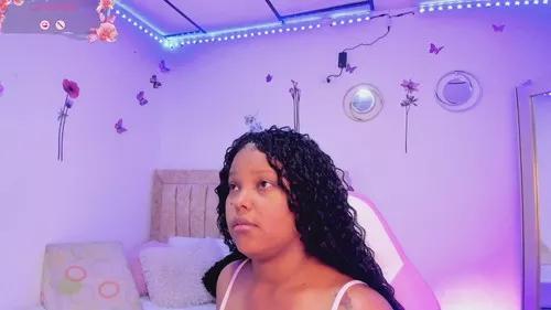 Photos of laurinmonroe from Cherry is Freechat