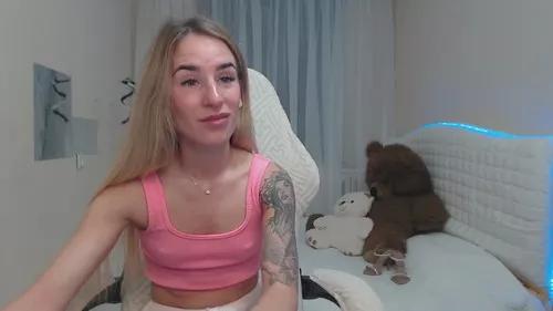 Photos of laymablast from Cherry is Freechat