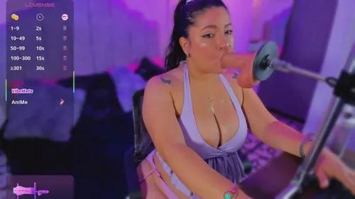 Lenybigboobs webcams show profile image 