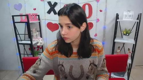 Photos of lettycurly from Cherry is Freechat