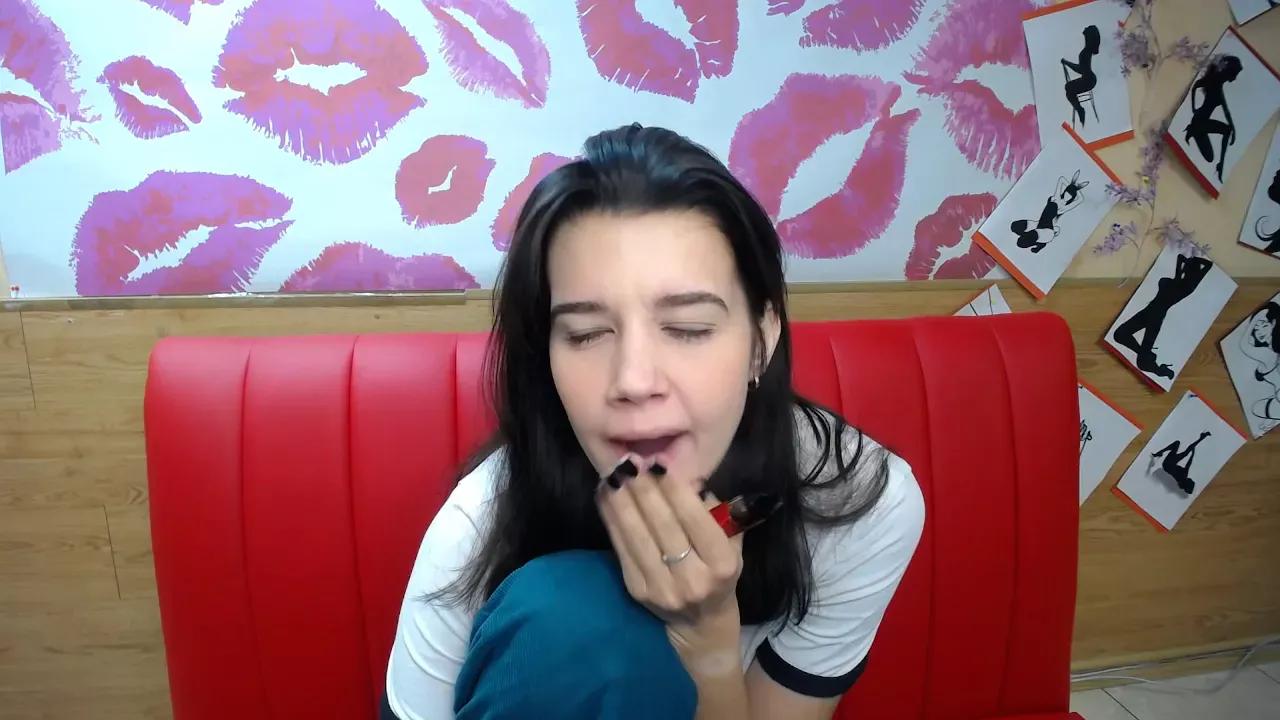 lettycurly from Cherry is Freechat