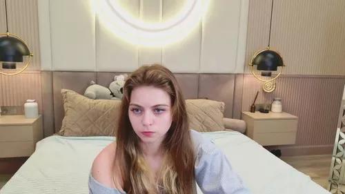 Photos of liacolls from Cherry is Freechat