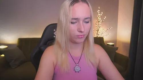 Photos of lilelfie from Cherry is Freechat