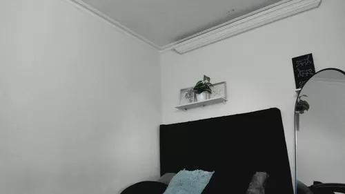 lilicollins from Cherry is Freechat