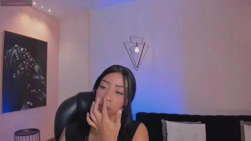 Photos of lindseycox from Cherry is Freechat