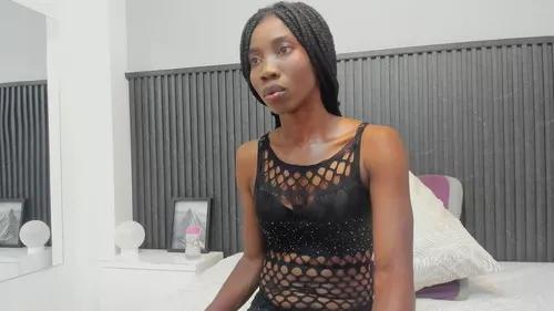 Photos of loriimartinez from Cherry is Freechat