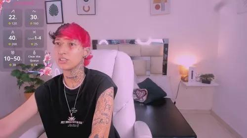 lucirouse from Cherry is Freechat