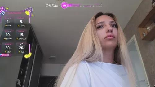 Photos of maddyem from Cherry is Freechat