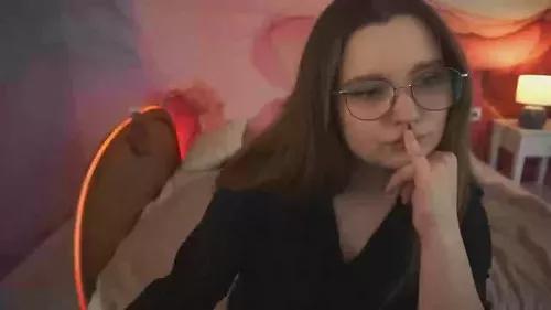 Photos of magicpeachh from Cherry is Freechat