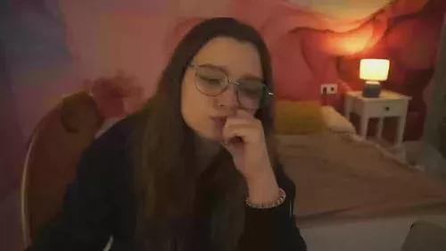 Photos of magicpeachh from Cherry is Freechat