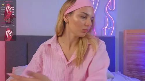 Photos of mattieandrews from Cherry is Freechat