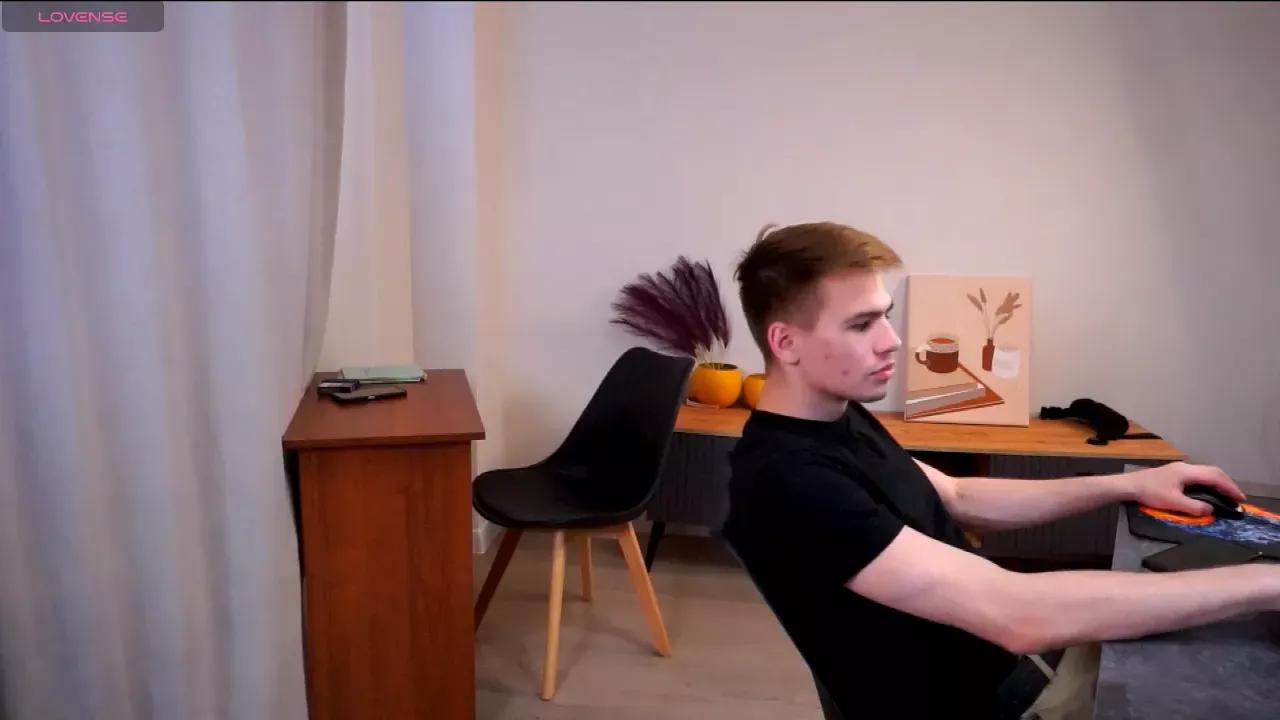 Photos of maxandeva from Cherry is Freechat