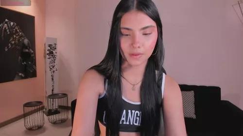 Photos of mialaurence from Cherry is Freechat