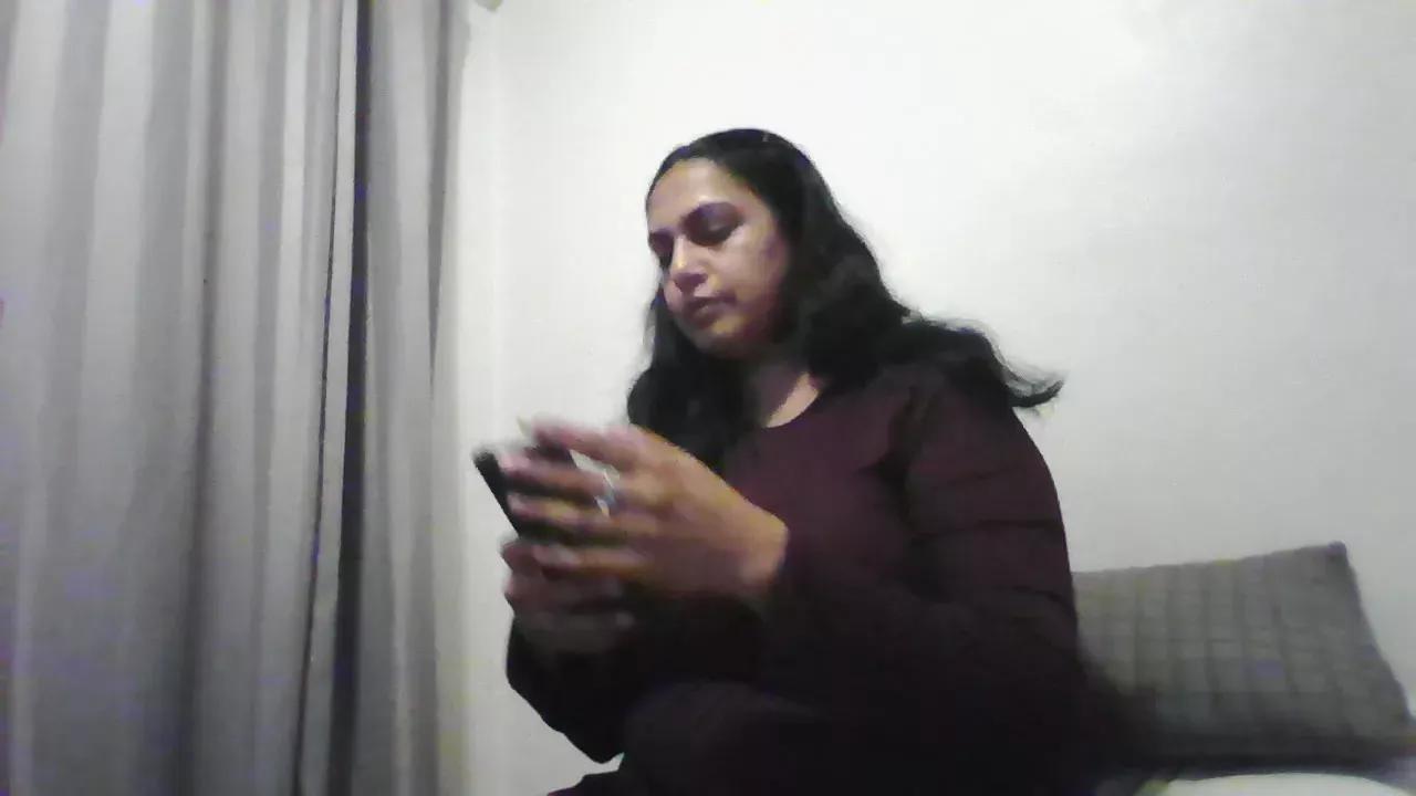 misscurvymia from Cherry is Freechat