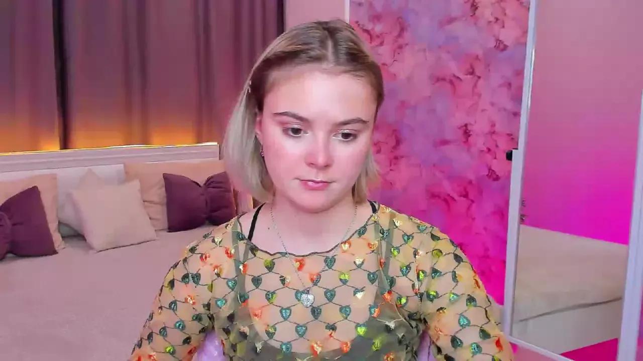 Photos of miukitty from Cherry is Freechat