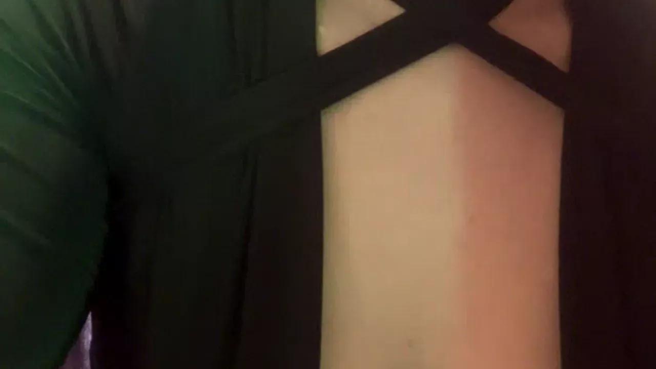 Photos of nattheealien from Cherry is Freechat