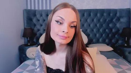 Photos of naughtylorra from Cherry is Freechat