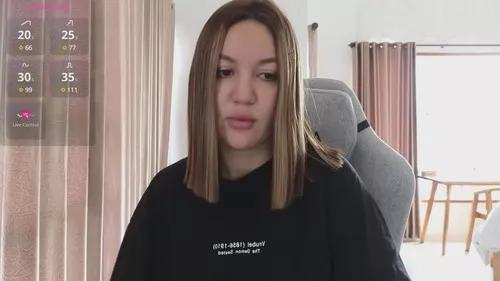 Photos of nellyfischer from Cherry is Freechat