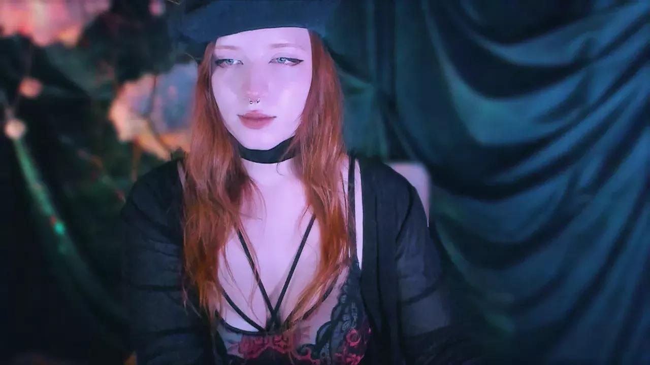 nightlilith from Cherry is Freechat