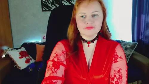 nikkyhartly from Cherry
