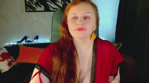 nikkyhartly from Cherry