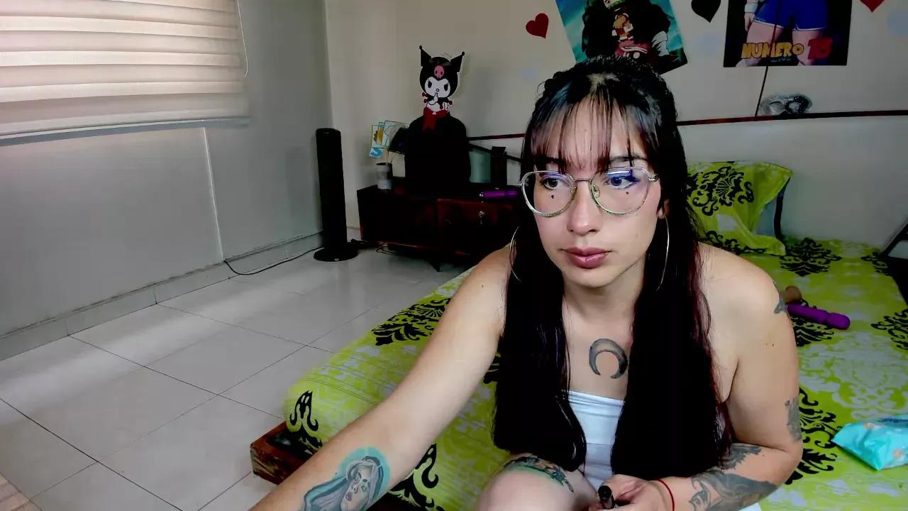 orianalovesex from Cherry is Freechat