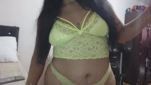 Photos of pocahontass1 from Cherry is Freechat