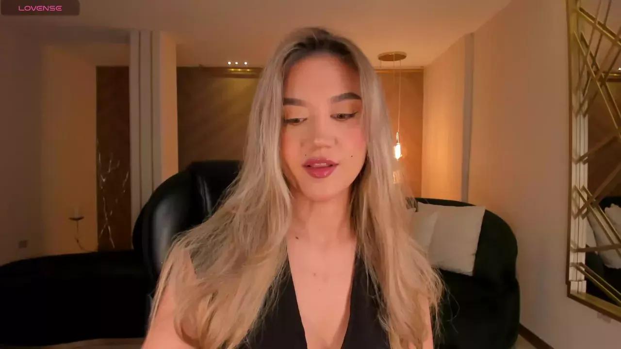 rebeccahudson from Cherry