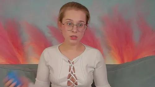 Photos of rileymitch from Cherry is Freechat