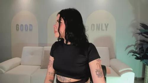 Photos of salomehills1 from Cherry is Freechat