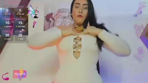 samanthaacurvy from Cherry