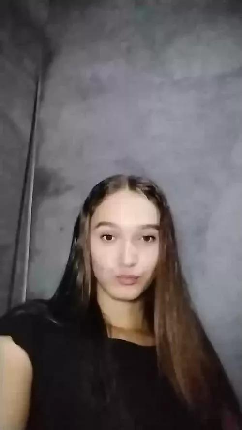 scarlett14 from Cherry is Freechat