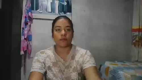Photos of sweetiris from Cherry is Freechat