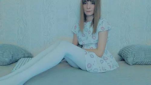 Photos of sweetlilya from Cherry is Freechat