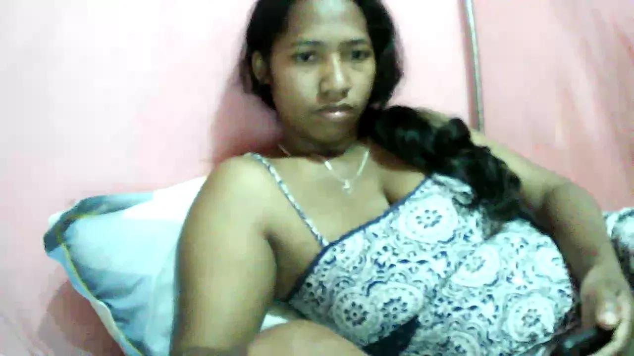 Photos of taniahlove from Cherry is Freechat