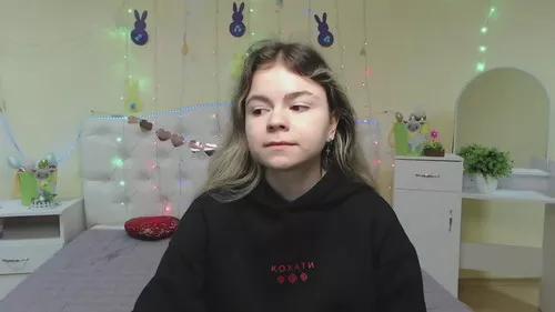Photos of tinaredly from Cherry is Freechat