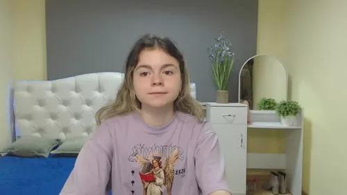 Photos of tinaredly from Cherry is Freechat