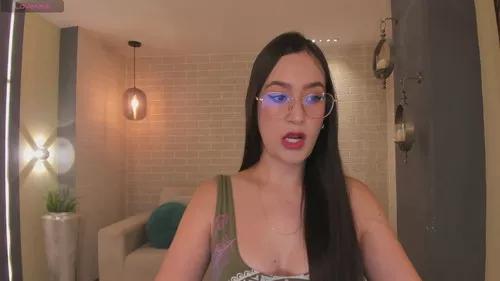 valeriepratt from Cherry is Freechat