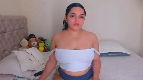 Photos of vanessaconor from Cherry is Freechat