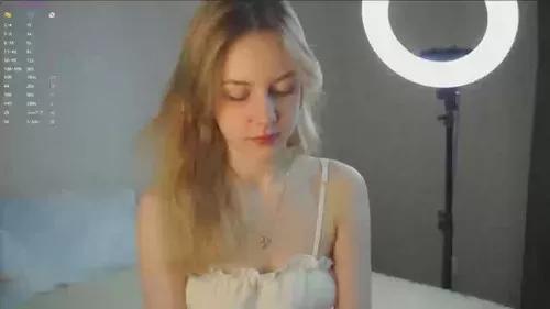 velvetem1 from Cherry