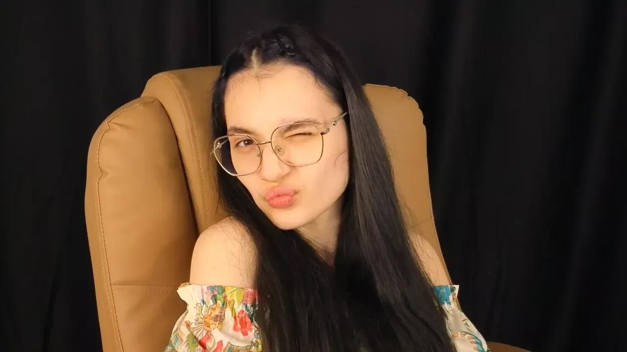 vivianhudson from Cherry