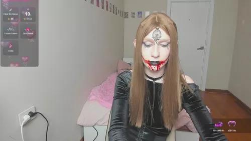 Photos of yoimika from Cherry is Freechat