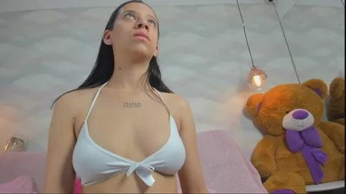 zephyraangels from Cherry is Freechat