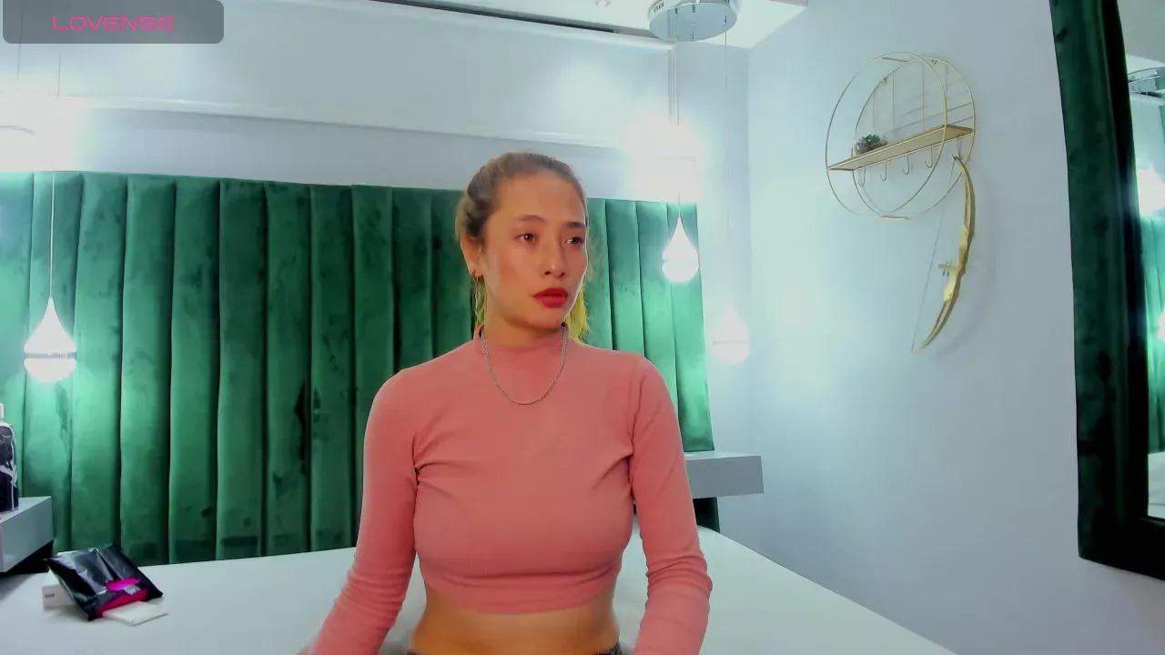 Photos of zoeetaylor from Cherry is Freechat