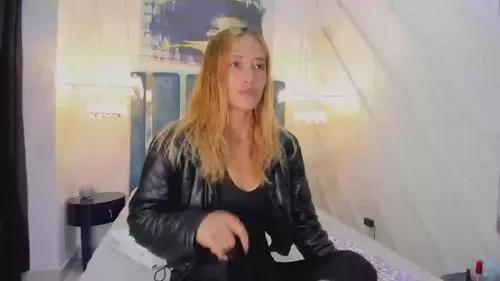 zoeetaylor from Cherry